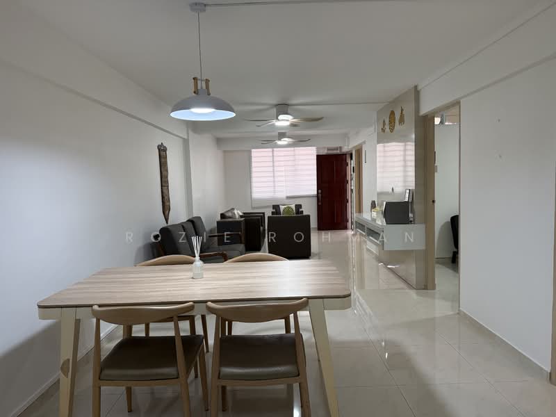 14 Kampong Arang Road, 14 Kampong Arang Road, 3 Bedrooms, 1,108 sqft, HDB Flat For Rent, by Rozie Rohman, 500143961 - Dining - PropertyGuru.com.sg
