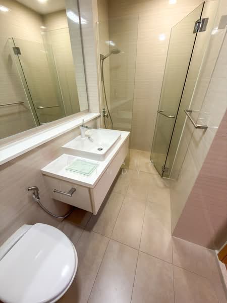 Uber 388, 388 Upper East Coast Road, 1 Bedroom, 538 sqft, Condominium For Rent, by Roziana Cindy, 500143971 - Bathroom - PropertyGuru.com.sg