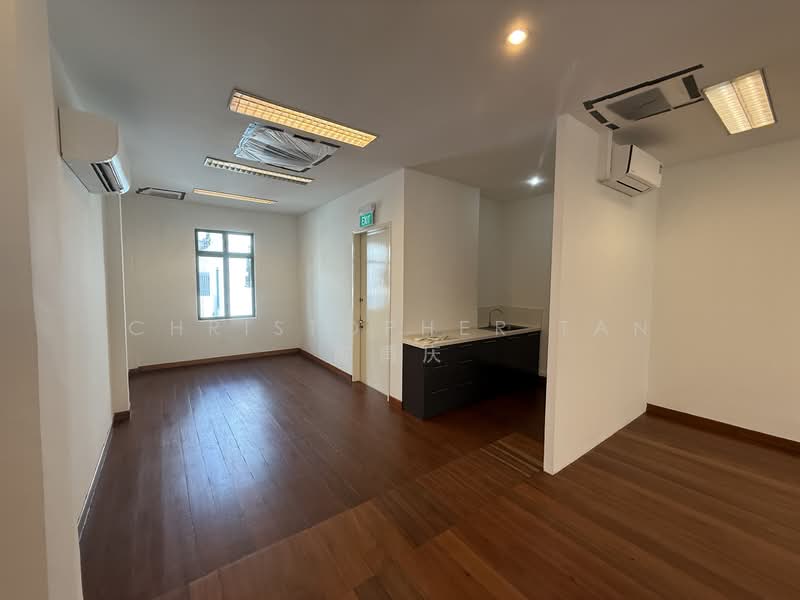 Tanjong Pagar Conservation Area, 72 Tras Street, Chinatown / Tanjong Pagar, 2,000 sqft, Office For Rent, by Christopher Tan, 500143978 - Interior - CommercialGuru.com.sg