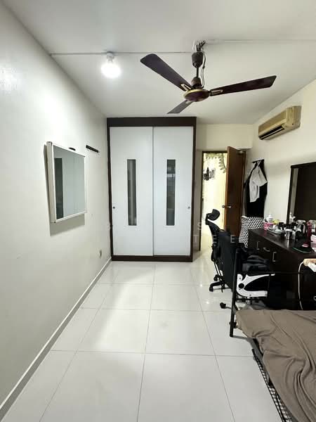 276D Jurong West Street 25, 276D Jurong West Street 25, 3 Bedrooms, 1,194 sqft, HDB Flat For Sale, by Bala S OrangeTee, 500144026 - Bedroom - PropertyGuru.com.sg