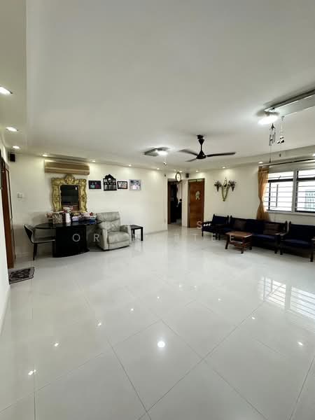 276D Jurong West Street 25, 276D Jurong West Street 25, 3 Bedrooms, 1,194 sqft, HDB Flat For Sale, by Bala S OrangeTee, 500144026 - Living Room - PropertyGuru.com.sg