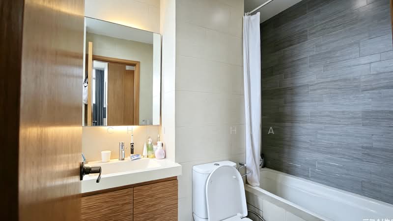Carabelle, 65 West Coast Way, 2 Bedrooms, 947 sqft, Condominium For Rent, by Chris Chua, 500144050 - Bathroom - PropertyGuru.com.sg