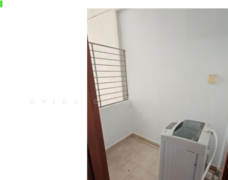 Seasons Park, 499 Yio Chu Kang Road, 2 Bedrooms, 1,066 sqft, Condominium For Sale, by Cheng Chooi Deep, 500144051 - Balcony - PropertyGuru.com.sg