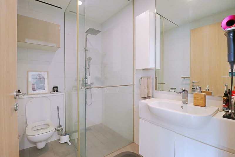 Ripple Bay, 8 Pasir Ris Link, 1 Bedroom, 538 sqft, Condominium For Sale, by Tiffany Chan, 500144055 - Bathroom - PropertyGuru.com.sg