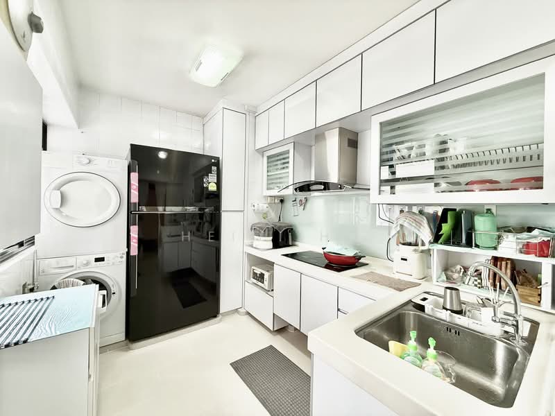 79E Toa Payoh Central, 79E Toa Payoh Central, 3 Bedrooms, 969 sqft, HDB Flat For Sale, by Heidi Ho, 500144064 - Kitchen - PropertyGuru.com.sg