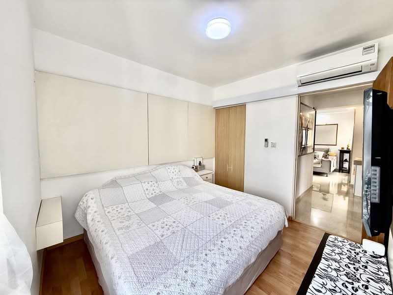 79E Toa Payoh Central, 79E Toa Payoh Central, 3 Bedrooms, 969 sqft, HDB Flat For Sale, by Heidi Ho, 500144064 - Master Bedroom - PropertyGuru.com.sg