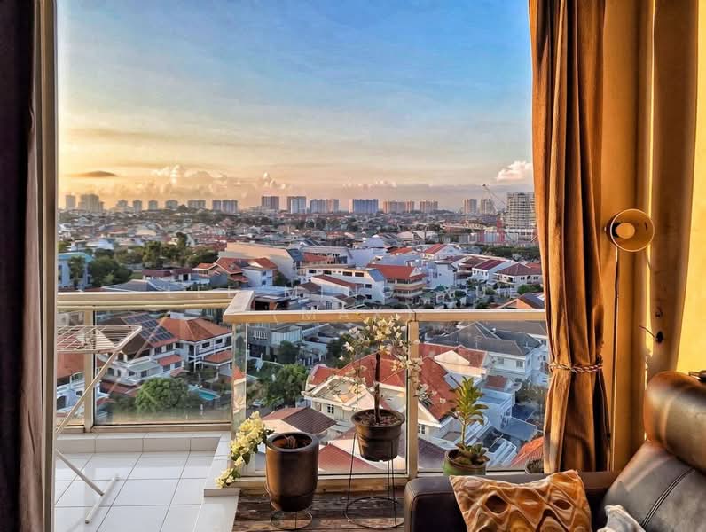Grosvenor View, 1 Lengkong Empat, 2 Bedrooms, 1,292 sqft, Condominium For Sale, by Lee Ming Xue (Max), 500144067 - PropertyGuru.com.sg