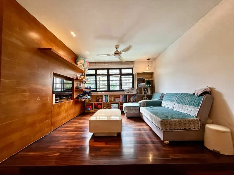7 Ghim Moh Road, 7 Ghim Moh Road, 3 Bedrooms, 1,259 sqft, HDB Flat For Rent, by Allan Zheng 鄭黎, 500144068 - Living Room - PropertyGuru.com.sg