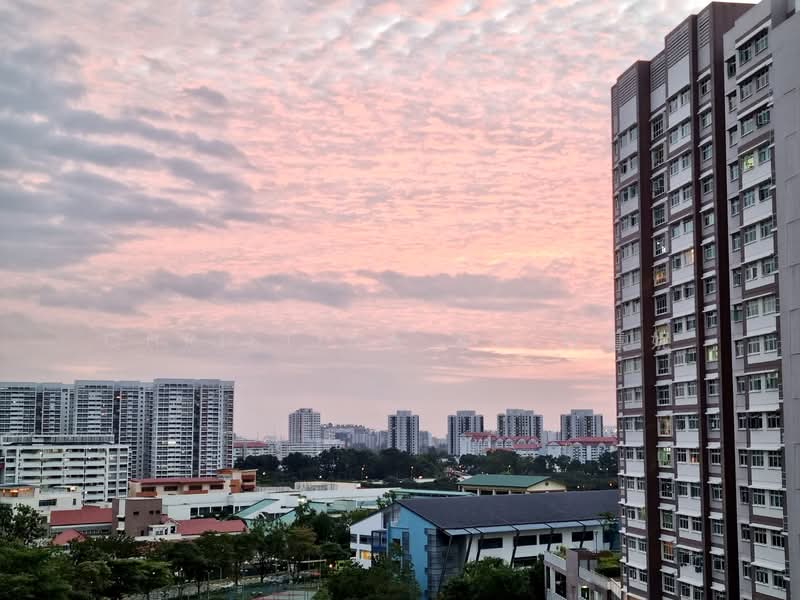 451B Bukit Batok West Avenue 6, 451B Bukit Batok West Avenue 6, 3 Bedrooms, 1,238 sqft, HDB Flat For Sale, by Christina Au 欧慧妮, 500144075 - Exterior - PropertyGuru.com.sg