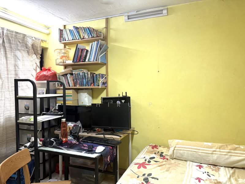 264 Jurong East Street 24, 264 Jurong East Street 24, 2 Bedrooms, 732 sqft, HDB Flat For Sale, by Thiru P, 500144077 - Bedroom - PropertyGuru.com.sg