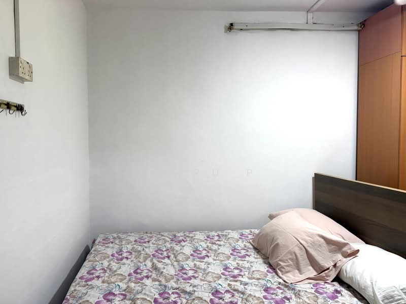 264 Jurong East Street 24, 264 Jurong East Street 24, 2 Bedrooms, 732 sqft, HDB Flat For Sale, by Thiru P, 500144077 - Bedroom - PropertyGuru.com.sg