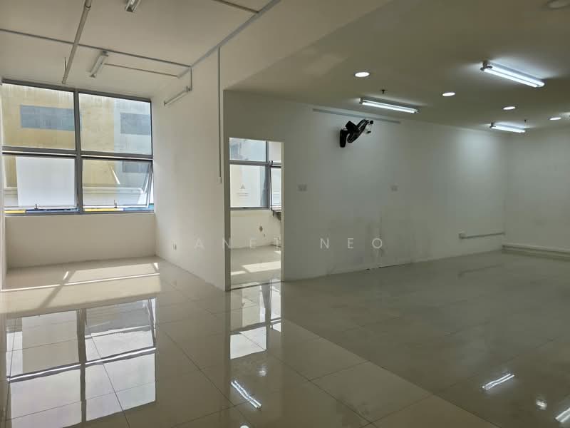 Wcega Tower, 21 Bukit Batok Crescent, 969 sqft, Light Industrial (B1) For Sale, by Janet Neo, 500144081 - Interior - CommercialGuru.com.sg