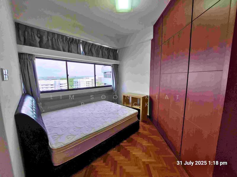 Mandarin Gardens, 7 Siglap Road, 2 Bedrooms, 1,001 sqft, Condominium For Sale, by Lim Soon Kiat Patrick, 500144085 - Bedroom - PropertyGuru.com.sg