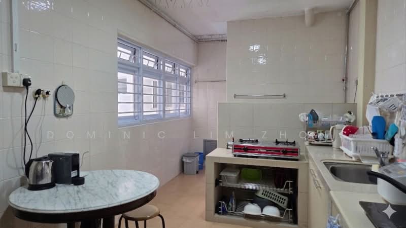 107 Towner Road, 107 Towner Road, 3 Bedrooms, 1,130 sqft, HDB Flat For Sale, by Dominic Lim Zhong, 500144087 - Kitchen - PropertyGuru.com.sg