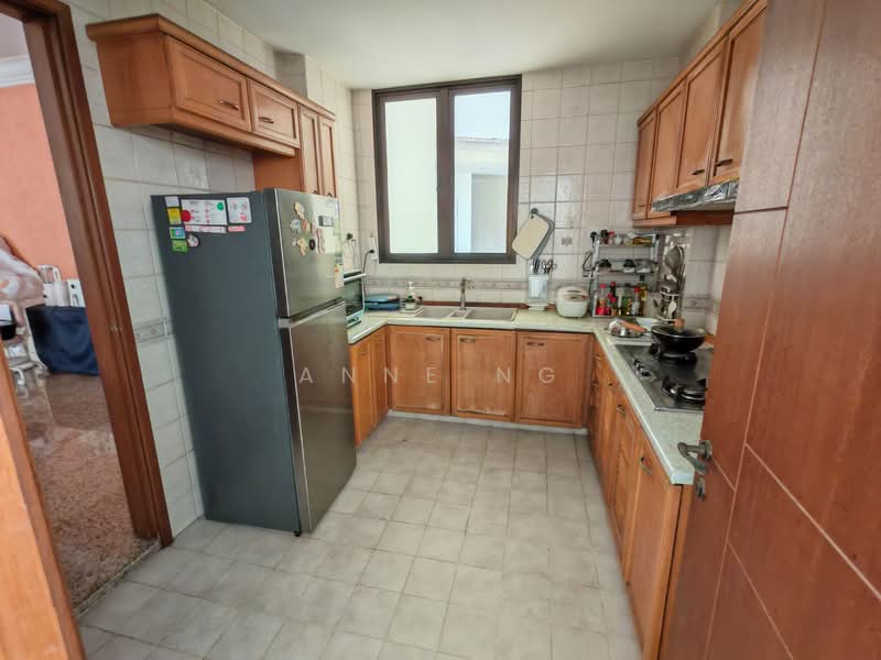 Seasons Park, 499 Yio Chu Kang Road, 2 Bedrooms, 1,066 sqft, Condominium For Rent, by Anne Ng, 500144091 - Kitchen - PropertyGuru.com.sg