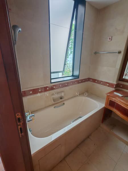Seasons Park, 499 Yio Chu Kang Road, 2 Bedrooms, 1,066 sqft, Condominium For Rent, by Anne Ng, 500144091 - Bathroom - PropertyGuru.com.sg