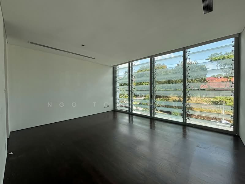 ⭐️Beautiful hilltop Detached house Camborne Rd, Camborne Road Bukit Timah, 5 Bedrooms, 6,000 sqft, Detached House For Sale, by Ngo Tong Hang, 500144106 - Master bedroom - PropertyGuru.com.sg