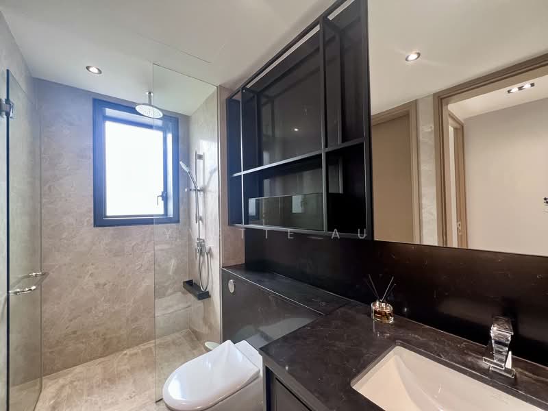 Haus On Handy, 28 Handy Road, 2 Bedrooms, 732 sqft, Condominium For Sale, by Yvette Au, 500144111 - Bathroom - PropertyGuru.com.sg