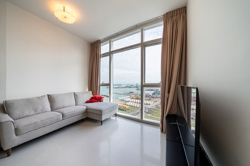 76 Shenton, 76 Shenton Way, 1 Bedroom, 592 sqft, Apartment For Sale, by Shawn Tay, 500144117 - Living Room - PropertyGuru.com.sg