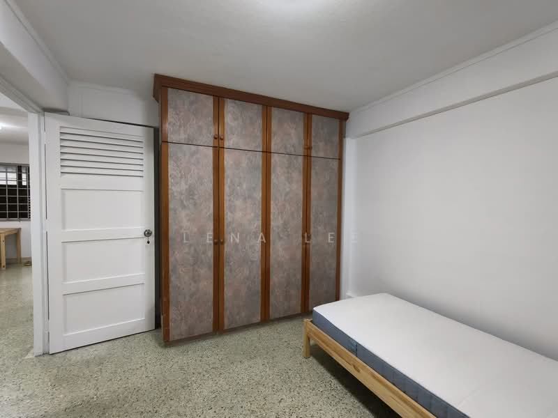 Blk 4 Tanjong Pagar for 4 pax only Agent fee apply, Tanjong pagar, 2 Bedrooms, 645 sqft, HDB Flat For Rent, by Lena Lee, 500144121 - Bedroom - PropertyGuru.com.sg