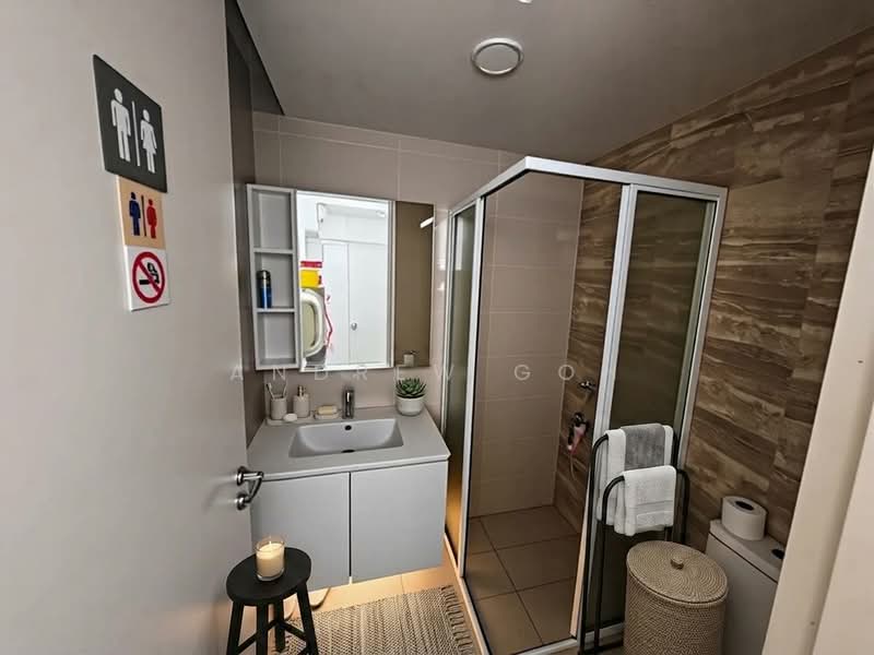 Bedok Residences, 26 Bedok North Drive, 1 Bedroom, 581 sqft, Condominium For Sale, by Andrew Goh, 500144125 - Bathroom - PropertyGuru.com.sg