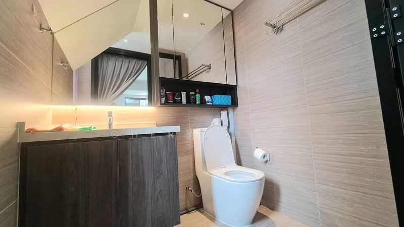 Guillemard Suites, 213 Guillemard Road, 3 Bedrooms, 1,033 sqft, Apartment For Sale, by Cheryl Tan, 500144129 - Bathroom - PropertyGuru.com.sg