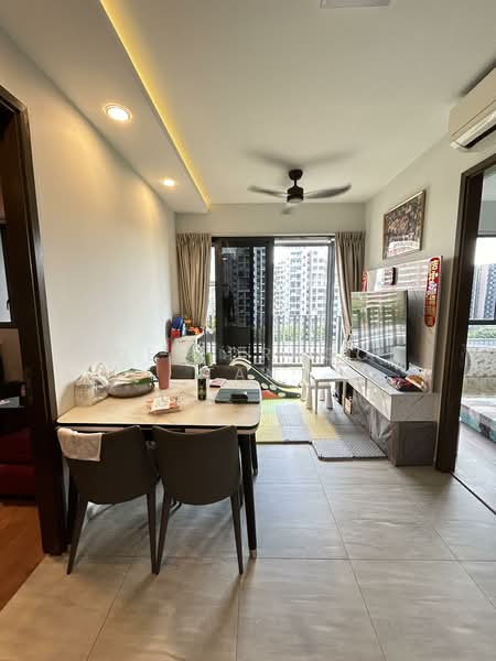 Grandeur Park Residences, 1 Bedok South Avenue 3, 2 Bedrooms, 549 sqft, Condominium For Sale, by Noel DRAGON Tan, 500144152 - Living Room - PropertyGuru.com.sg