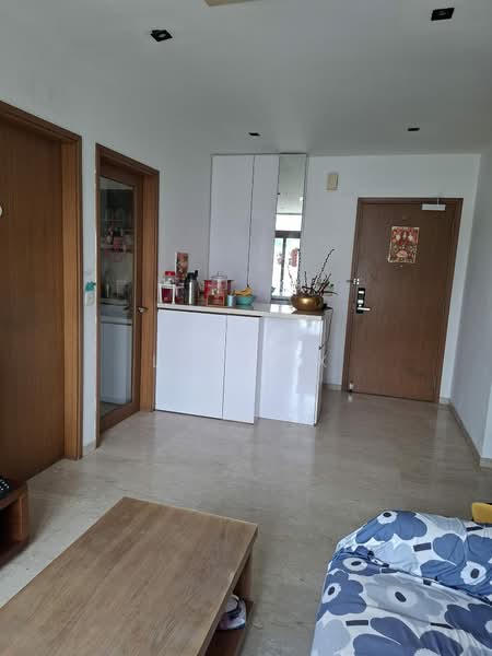 Dunearn Suites, 404 Dunearn Road, 3 Bedrooms, 1,421 sqft, Condominium For Rent, by Lim Y X, 500144153 - Living Room - PropertyGuru.com.sg