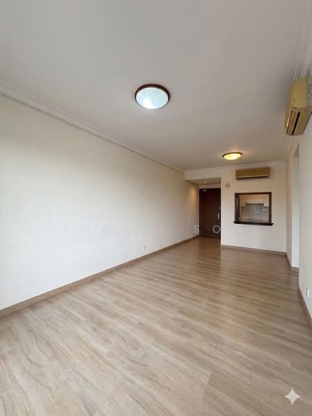 Tanglin View, 156 Prince Charles Crescent, 3 Bedrooms, 1,249 sqft, Condominium For Sale, by Audrey Soo, 500144165 - Living Room - PropertyGuru.com.sg