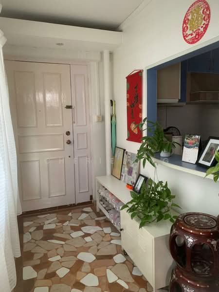 524 Jelapang Road, 524 Jelapang Road, 4 Bedrooms, 1,323 sqft, HDB Flat For Rent, by Cherie Ong, 500144174 - Entrance - PropertyGuru.com.sg