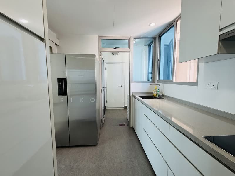 Blue Horizon, 25 West Coast Crescent, 3 Bedrooms, 1,163 sqft, Condominium For Rent, by Riko Ashley, 500144179 - Kitchen - PropertyGuru.com.sg