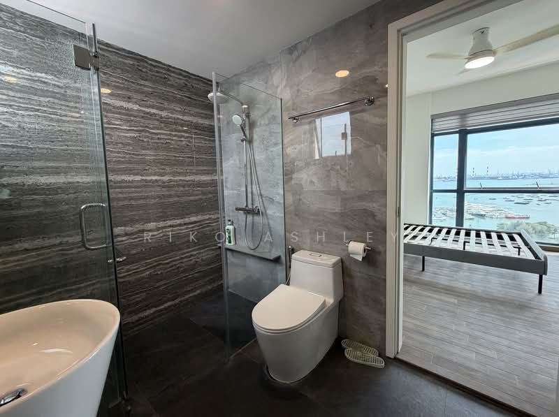 Blue Horizon, 25 West Coast Crescent, 3 Bedrooms, 1,163 sqft, Condominium For Rent, by Riko Ashley, 500144179 - Bathroom - PropertyGuru.com.sg