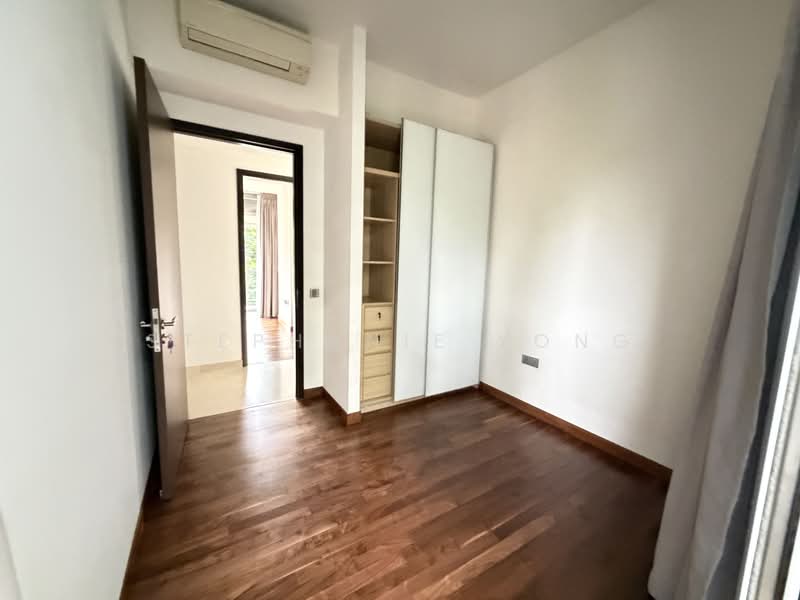 Three Balmoral, 3 Balmoral Road, 3 Bedrooms, 1,539 sqft, Condominium For Rent, by Stephanie Yong, 500144189 - Bedroom - PropertyGuru.com.sg