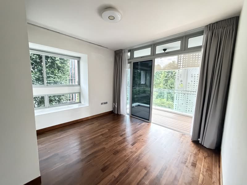 Three Balmoral, 3 Balmoral Road, 3 Bedrooms, 1,539 sqft, Condominium For Rent, by Stephanie Yong, 500144189 - Balcony - PropertyGuru.com.sg