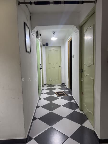683D Woodlands Drive 62, 683D Woodlands Drive 62, 3 Bedrooms, 1,281 sqft, HDB Flat For Sale, by Rachel Shu, 500144195 - Corridor - PropertyGuru.com.sg