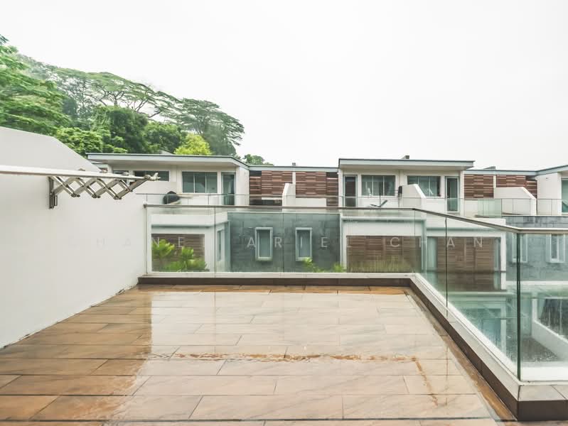 Greenwood Mews, 271 Greenwood Avenue, 5 Bedrooms, 3,175 sqft, Cluster House For Sale, by Chanel Ariel Chan, 500144206 - Balcony - PropertyGuru.com.sg