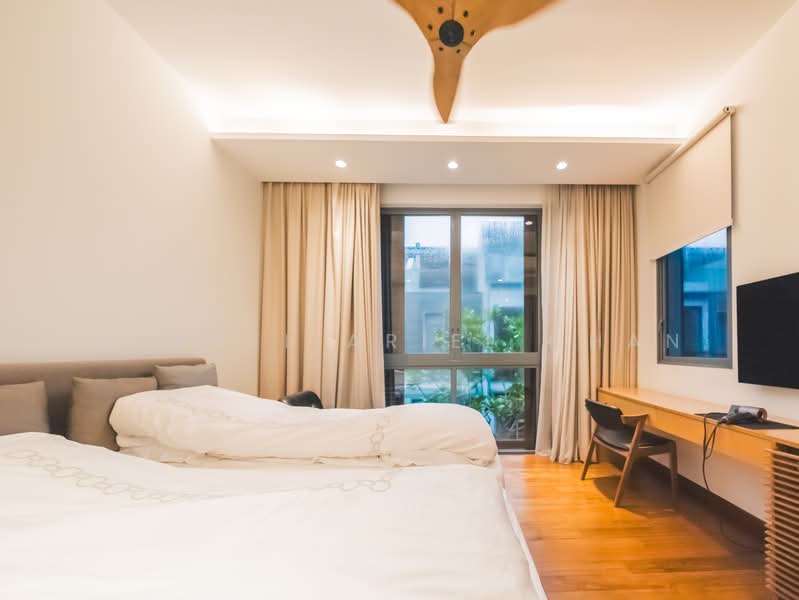 Greenwood Mews, 271 Greenwood Avenue, 5 Bedrooms, 3,175 sqft, Cluster House For Sale, by Chanel Ariel Chan, 500144206 - Bedroom - PropertyGuru.com.sg