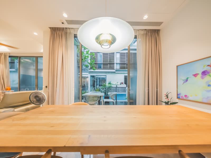 Greenwood Mews, 271 Greenwood Avenue, 5 Bedrooms, 3,175 sqft, Cluster House For Sale, by Chanel Ariel Chan, 500144206 - Dining Room - PropertyGuru.com.sg