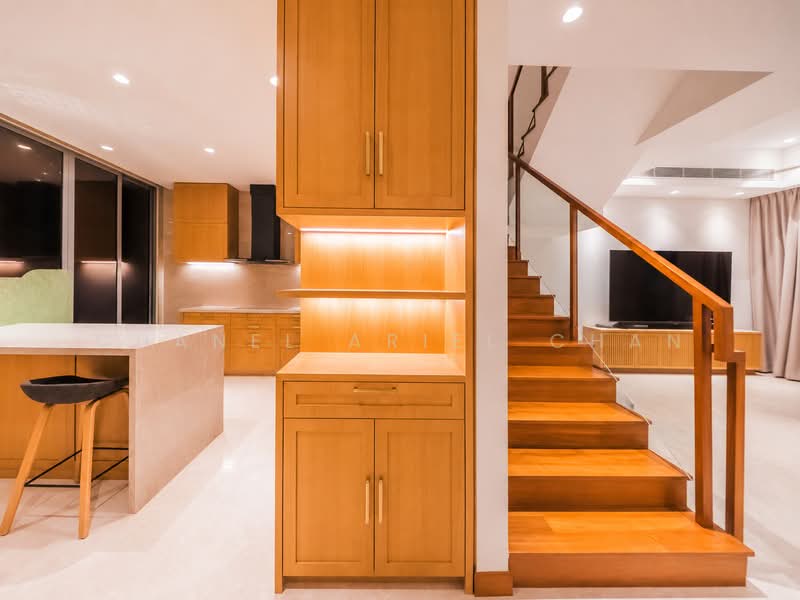 Greenwood Mews, 271 Greenwood Avenue, 5 Bedrooms, 3,175 sqft, Cluster House For Sale, by Chanel Ariel Chan, 500144206 - Kitchen - PropertyGuru.com.sg
