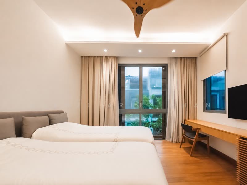 Greenwood Mews, 271 Greenwood Avenue, 5 Bedrooms, 3,175 sqft, Cluster House For Sale, by Chanel Ariel Chan, 500144206 - Bedroom - PropertyGuru.com.sg
