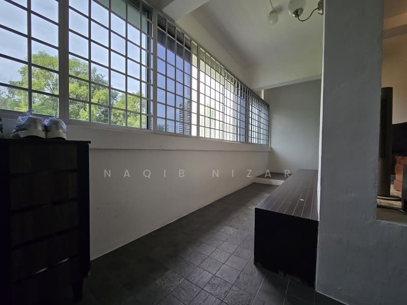 128 Marsiling Rise, 128 Marsiling Rise, 4 Bedrooms, 1,863 sqft, HDB Flat For Sale, by Naqib Nizar, 500144211 - Corridor - PropertyGuru.com.sg