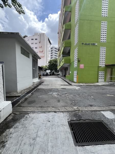 Standard industrial building, Jalan mesin, 8,000 sqft, Light Industrial (B1) For Sale, by Rachel ng, 500144227 - Exterior - CommercialGuru.com.sg
