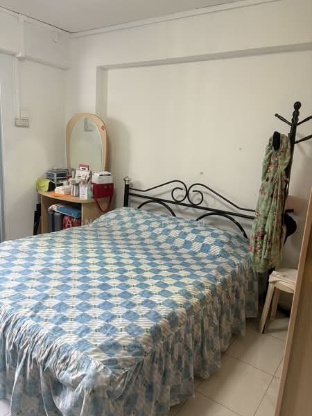 112 Bishan Street 12, 112 Bishan Street 12, 3 Bedrooms, 904 sqft, HDB Flat For Sale, by Andy Tan * 97101-339 *, 500144229 - Bedroom - PropertyGuru.com.sg