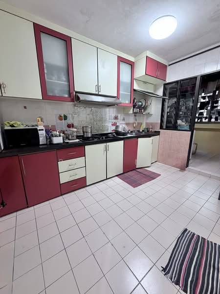 682B Jurong West Central 1, 682B Jurong West Central 1, 3 Bedrooms, 1,238 sqft, HDB Flat For Sale, by Peter Ng, 500144240 - Kitchen - PropertyGuru.com.sg