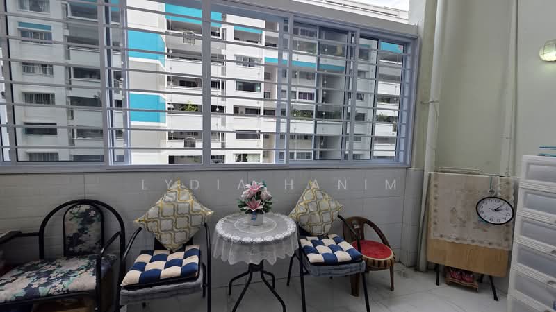 337 Jurong East Avenue 1, 337 Jurong East Avenue 1, 3 Bedrooms, 1,582 sqft, HDB Flat For Sale, by Lydia Hanim, 500144246 - Balcony - PropertyGuru.com.sg