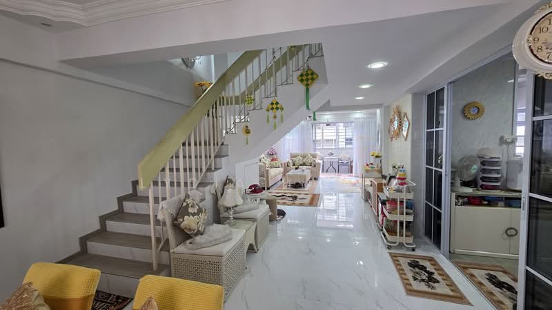 337 Jurong East Avenue 1, 337 Jurong East Avenue 1, 3 Bedrooms, 1,582 sqft, HDB Flat For Sale, by Lydia Hanim, 500144246 - Living Room - PropertyGuru.com.sg