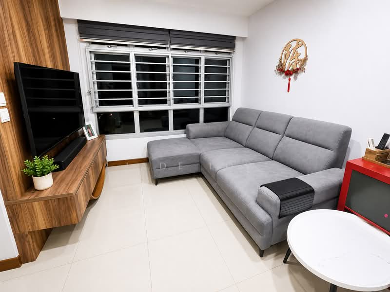 672B Edgefield Plains, 672B Edgefield Plains, 3 Bedrooms, 700 sqft, HDB Flat For Sale, by Jade Low, 500144247 - Living Room - PropertyGuru.com.sg