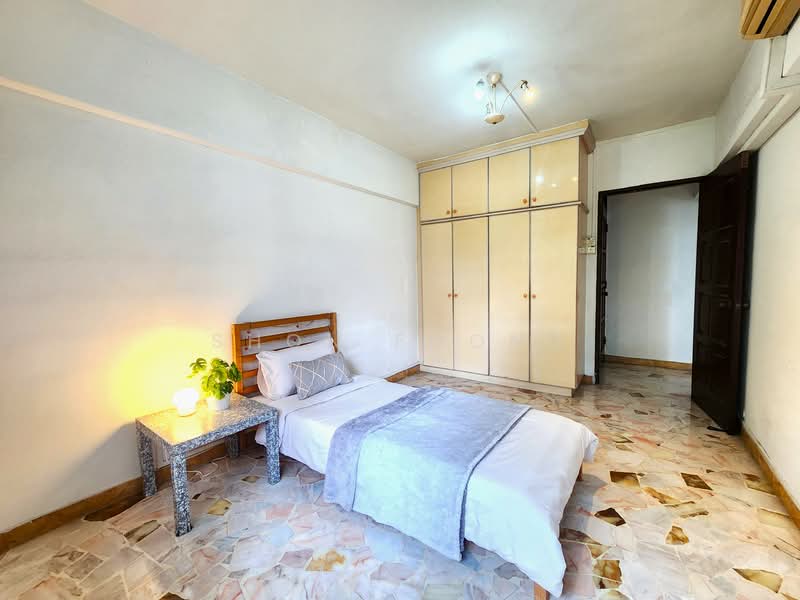 306 Hougang Avenue 5, 306 Hougang Avenue 5, 3 Bedrooms, 1,410 sqft, HDB Flat For Sale, by Shon Foong, 500144254 - Bedroom - PropertyGuru.com.sg