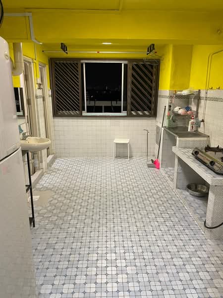 1 Hougang Avenue 3, 1 Hougang Avenue 3, 2 Bedrooms, 59 sqft, HDB Flat For Sale, by Ivan Li Zhilong 李智龙, 500144256 - Kitchen - PropertyGuru.com.sg