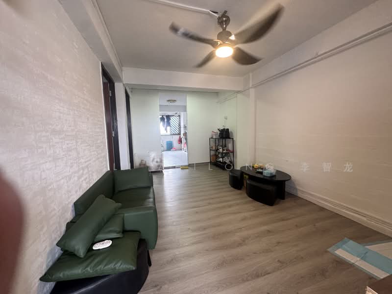 1 Hougang Avenue 3, 1 Hougang Avenue 3, 2 Bedrooms, 635 sqft, HDB Flat For Sale, by Ivan Li Zhilong 李智龙, 500144256 - Living Room - PropertyGuru.com.sg